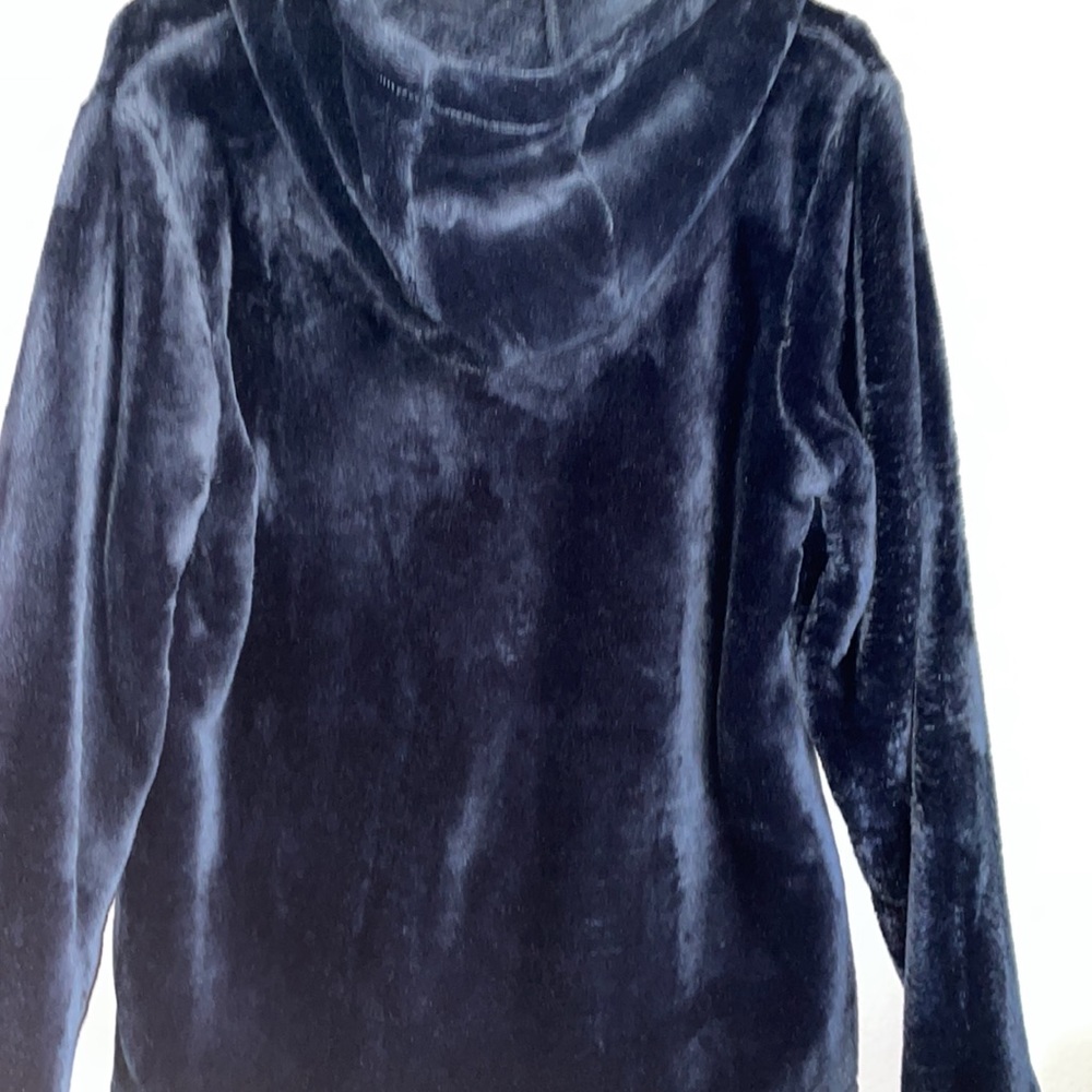 32 Heat Coat - Picture 2 of 3